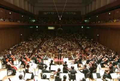 セラヴィ・フィルハーモニー管弦楽団